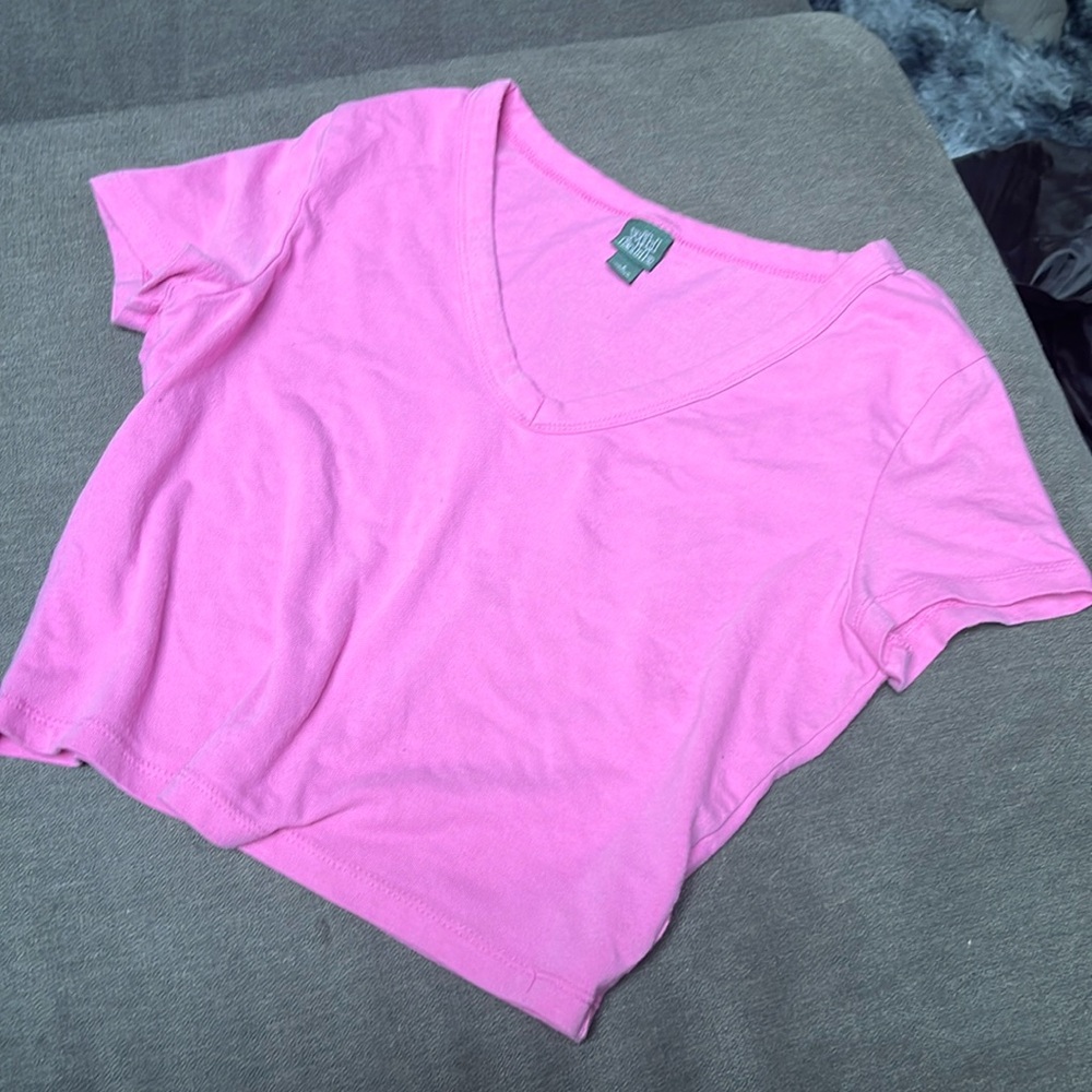 basic pink tee